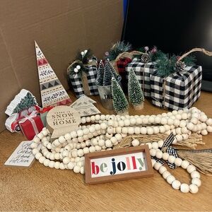 Lot of 16 Wood & Fabric Winter Holiday Decorations